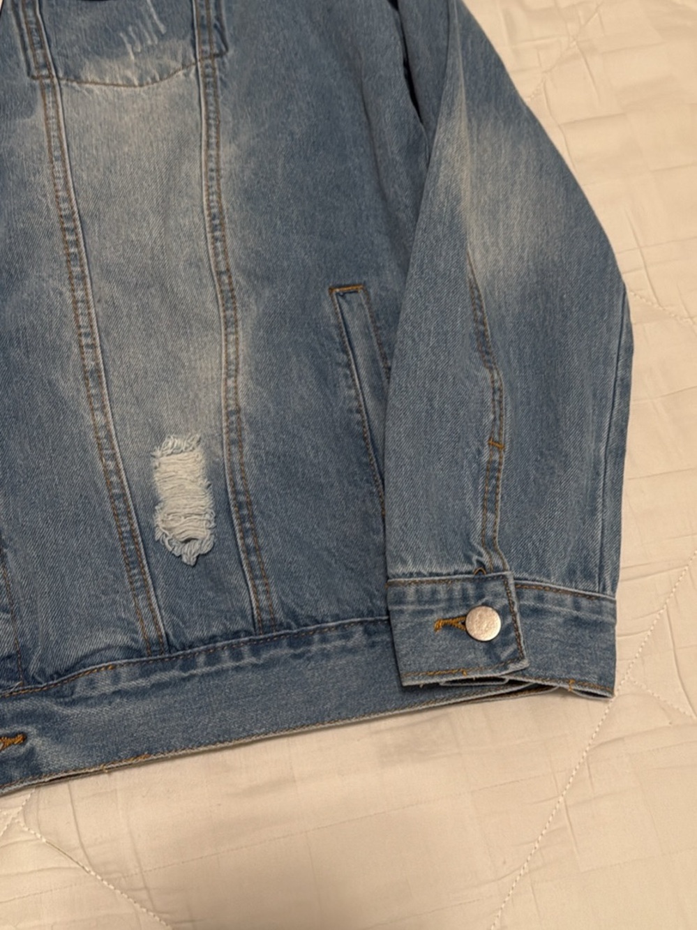 Light Wash Distressed Denim Jacket - Picture 4 of 9